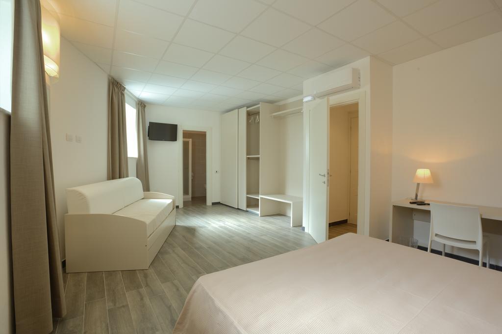 Sabbia D'Oro Locanda & Beach Бонассола Экстерьер фото